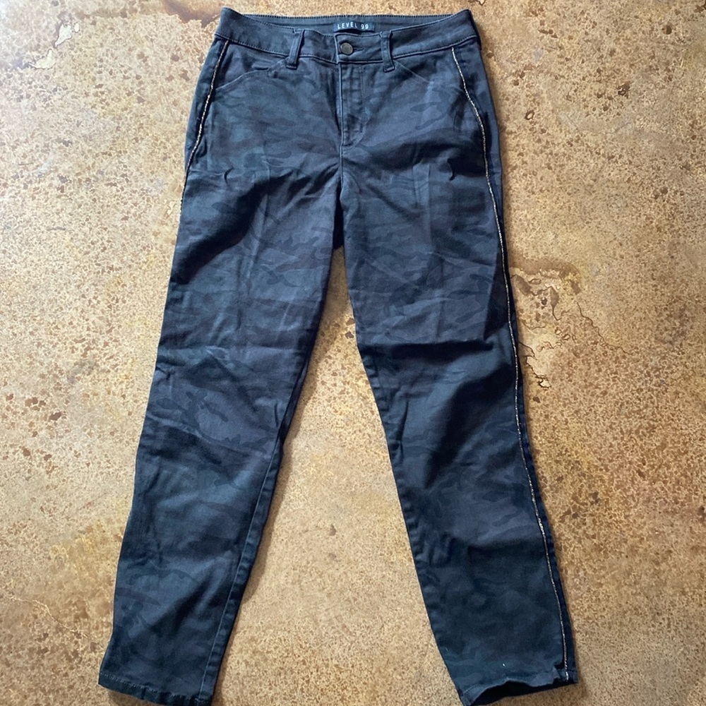 Level 99‎ black camo sparkle straight leg stretch jean pants